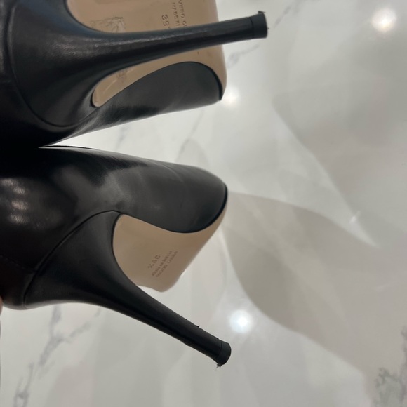 275 CENTRAL Black classic leather pointy toe pumps size 39.5 - Picture 4 of 6